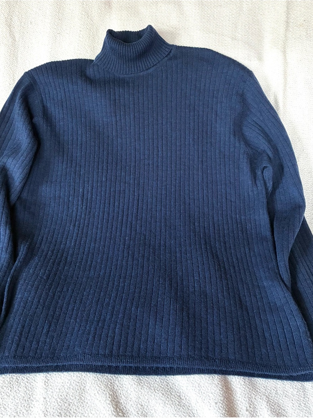 jf j.ferrar 100% New Wool Navy Ribbed Turtleneck Sweater